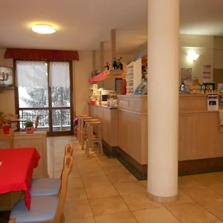 Vione Hotel Ponte Di Legno