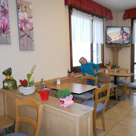 Hotel Vione 3*